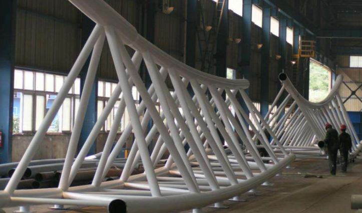 河北管廊钢结构与桁架结构的管道支架应该如何区分